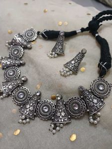Brass Silverlookalike Necklace with Earrings