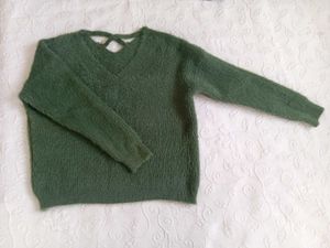 V-neck sweater for women