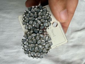 Stunning Grey Floral Earrings