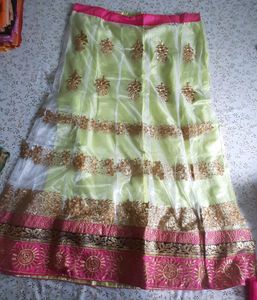 Elegant Lehenga Set with Dupatta