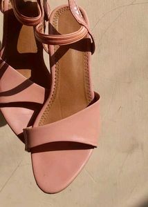 Chic Pink Block Heel Sandals