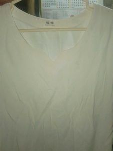 Elegant Off-White  v neck tshirt