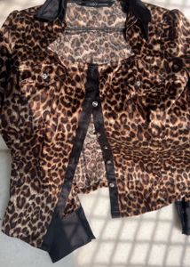 GGPX New York leopard print collared blouse