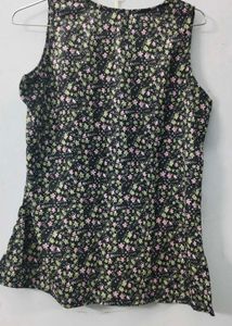 Sleeveless Printed Kurti