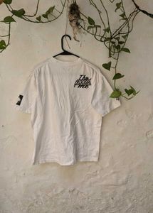 Uniqlo yk2 vintage tshirt 👕