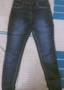 Women's Dark Wash Skinny Jeans