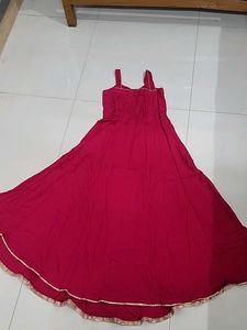Elegant Pink Ethnic Gown