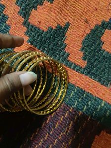 Gold Side Bangles