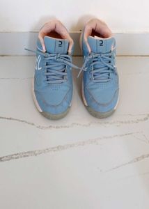 Girl's Blue Sneakers 🌈