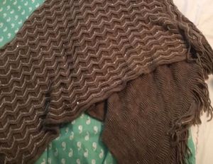 🧋Trendy Brown Knit Poncho Shawl with Fringe