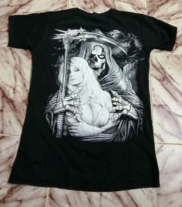 Black Tshirt for women