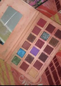 Rose Gold &amp; Nude Eyeshadow Palettes