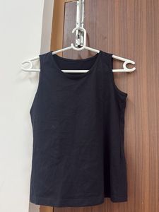 Classic Black Sleeveless Tank Top