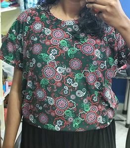 Green Floral Print soft T-Shirt