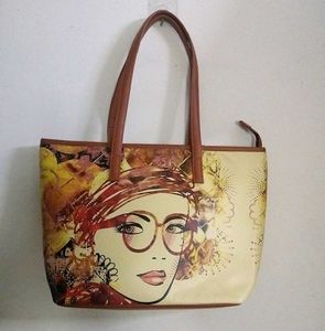 Aubrey printed tote bag