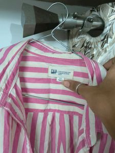 Gap Pink Striped Button-Up Shirt