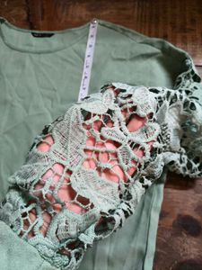 🌻Shein Mint Green Lace Sleeve Top