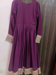 Elegant Purple Embroidered Kurta Set L size