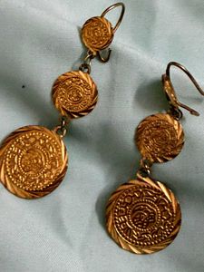 Vintage Gold Tone Coin Drop Earrings