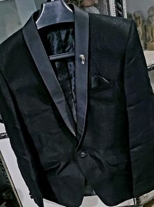 New man  Solid Pattern Blazer