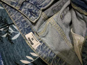 Light Wash Denim Jeans