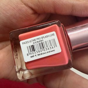 Set of 2 Nail Polishes