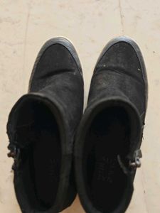Black Casual boots