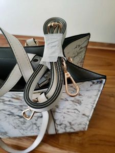 Abstract Print Tote Bag(Forever21)