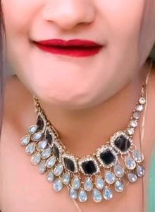 Black Stone &amp; Crystal Necklace Set