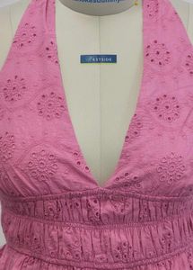 Shifflie Halter-neck Top