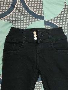 Black High Waisted Skinny Jeans
