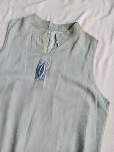 Elegant Light Blue Sleeveless Dress