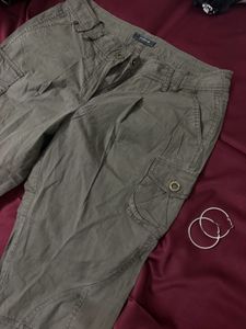 Women's Cargo Capris