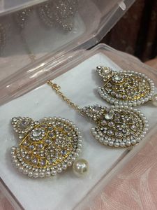 Mang Tika Earrings Set