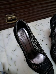 Black Heel 4"