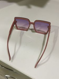 Chic Pink Square Sunglasses