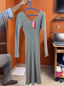 Ribbed Knit V-Neck Midi Dress