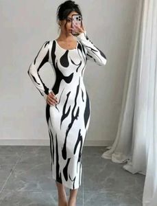 Stylish Flame Print Bodycon Dress