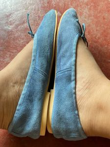 Chic  Galin Blue Suede Ballet Flats