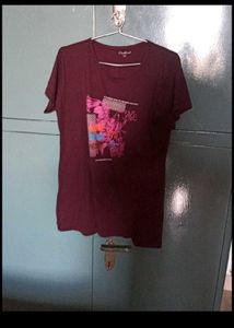 Stylish Graphic Print T-Shirt