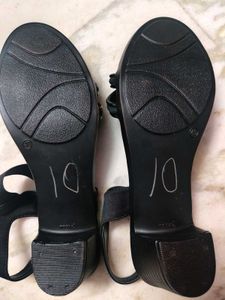 black Walkway women's open-toe slingback sandals