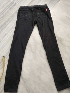 A. Indigo Black Jeggings