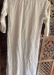 Elegant White Chikankari Kurta