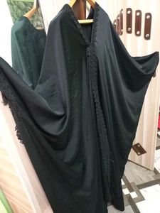 Elegant Black embroidery less abaya