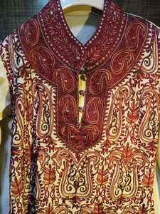 Elegant Kashmiri Embroidered Kurta