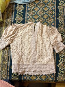 Elegant Lace Puff Sleeve Top