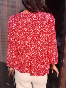 Chic Red Floral Print Top