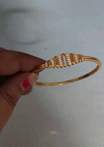 Glamour Gold Bracelet