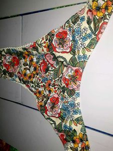 Floral Lace Trim Thong 40-42 size