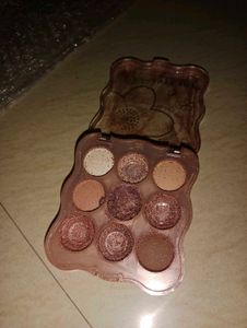 Nude Eyeshadow Palette